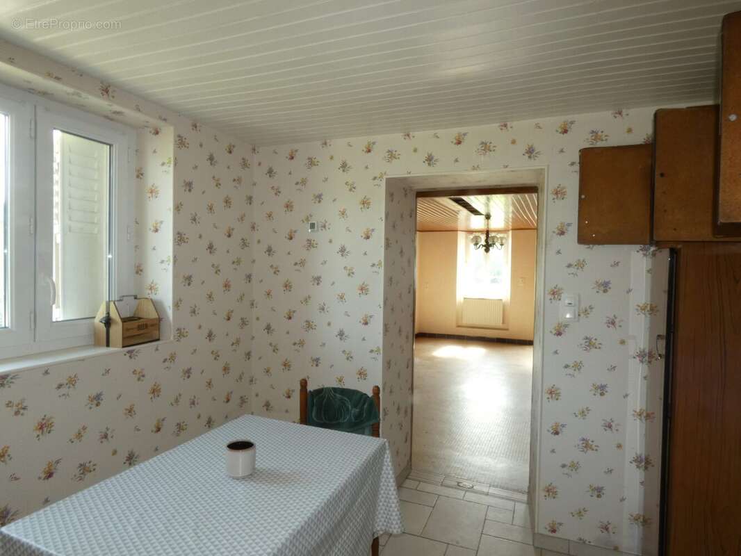 Maison à JARNAGES