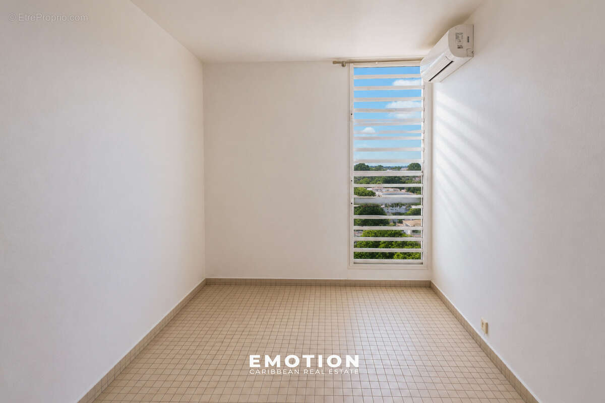 Appartement à LES ABYMES