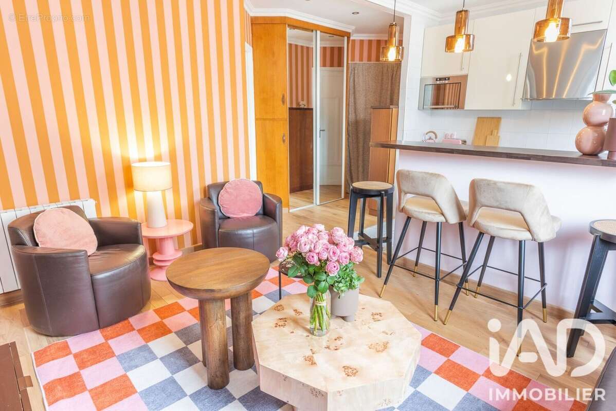 Photo 4 - Appartement à PARIS-15E