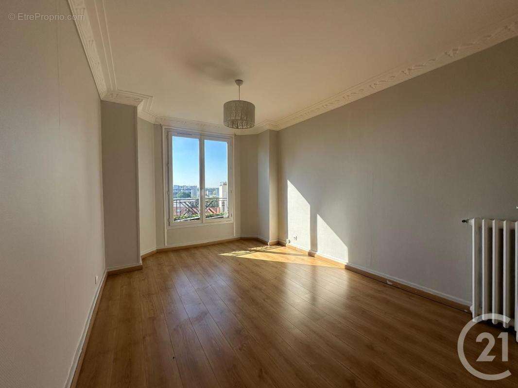 Appartement à FONTENAY-SOUS-BOIS