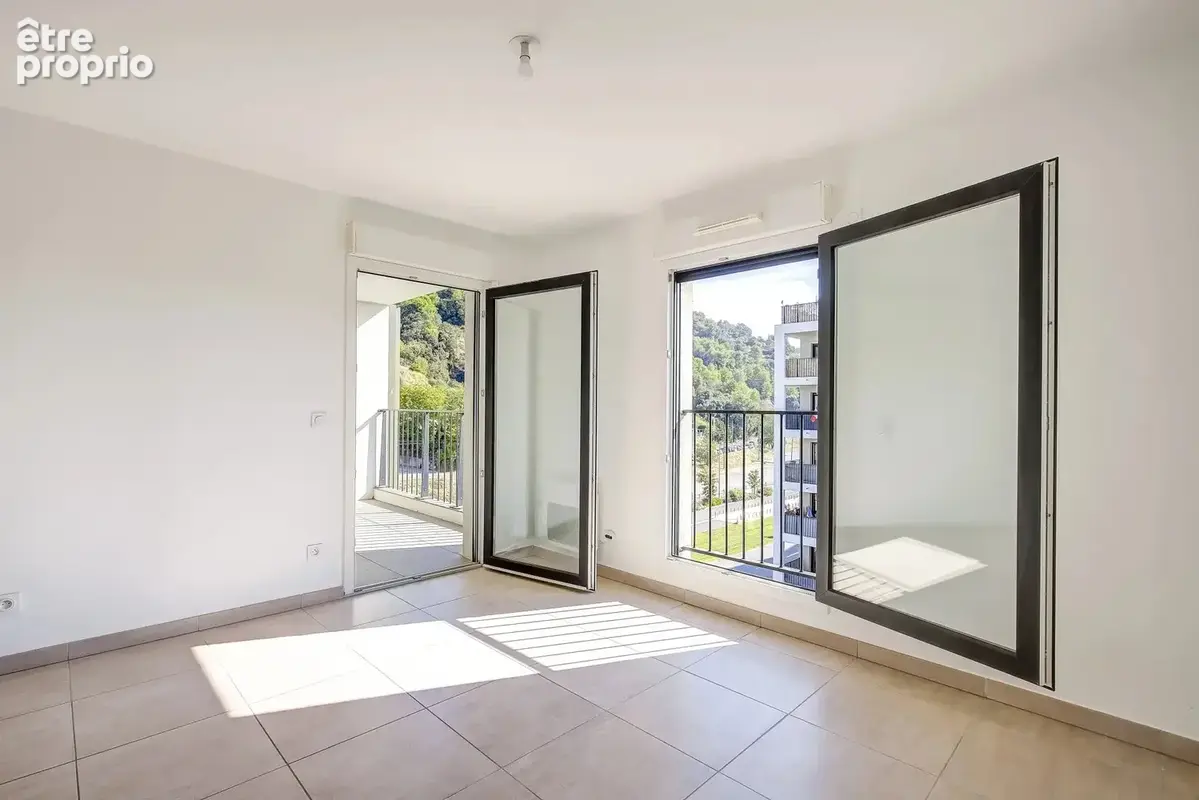 Nice saint-isidore – rare à la vente – 2 pièces avec terrasse plein sud et parking privatif - photo 4