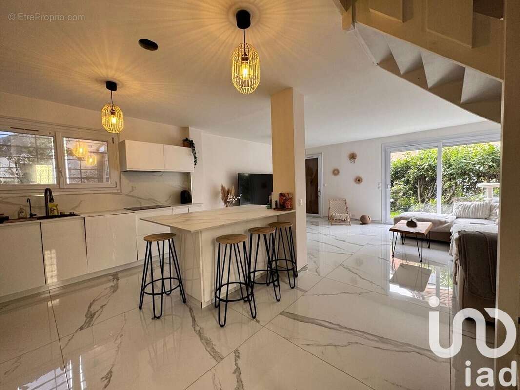 Photo 2 - Maison à NOISEAU