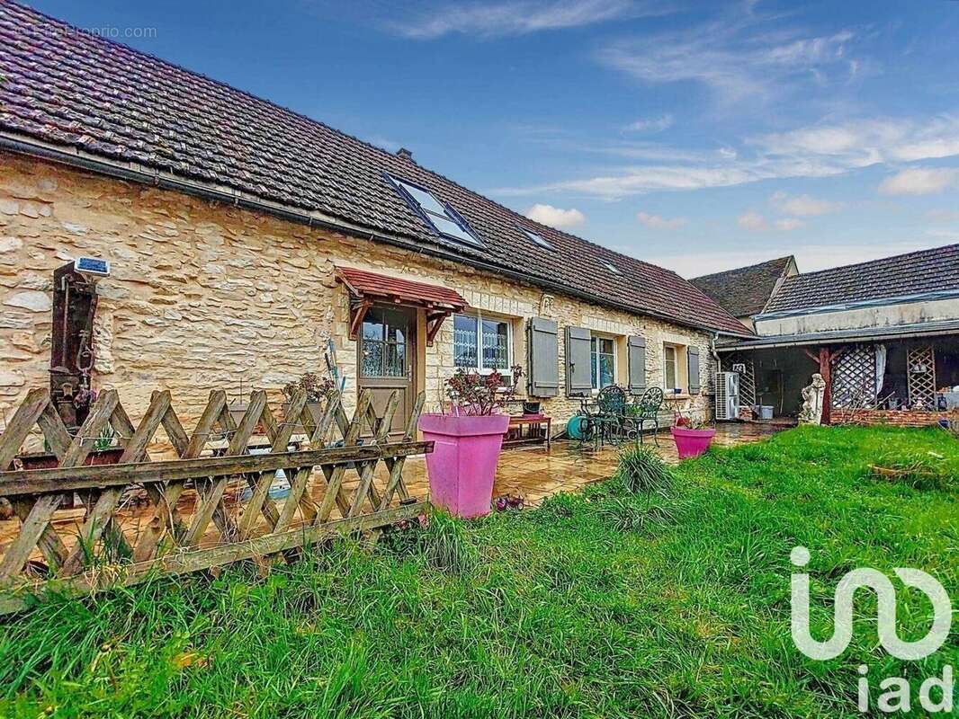 Photo 2 - Maison à COURSON-LES-CARRIERES