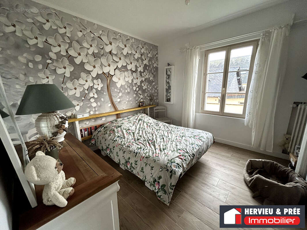 Maison à LION-SUR-MER