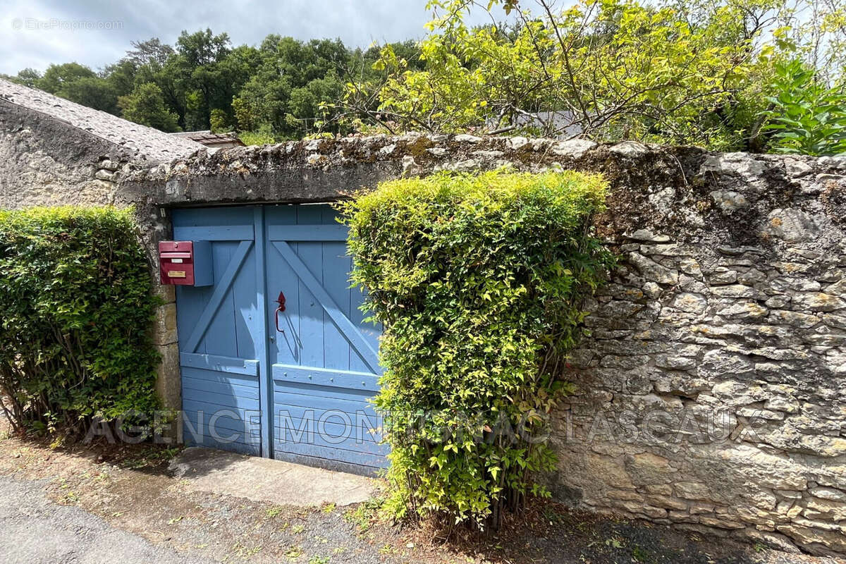 Maison 70 m² à Montignac  - photo 2