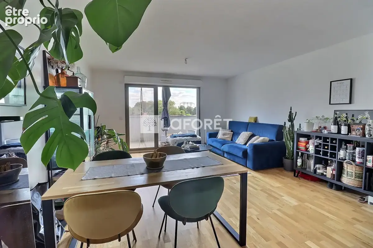 Appartement à VITRY-SUR-SEINE