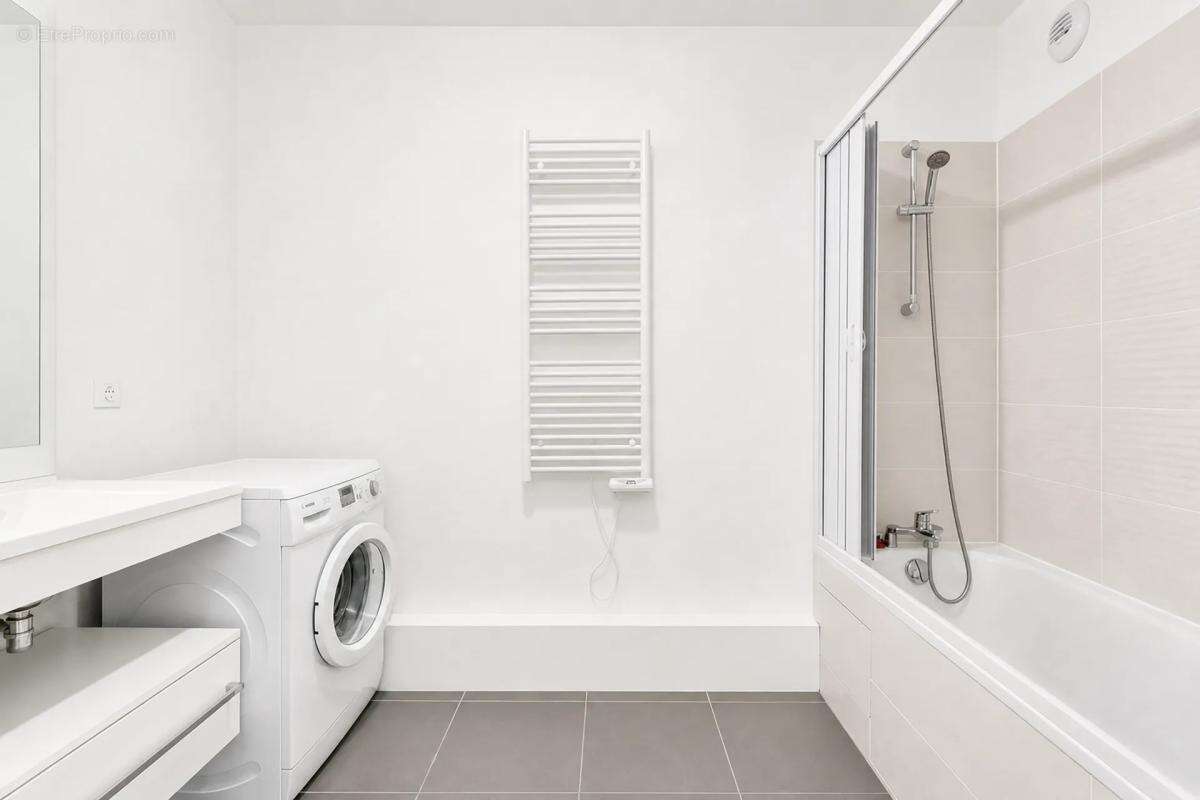 Appartement à ASNIERES-SUR-SEINE