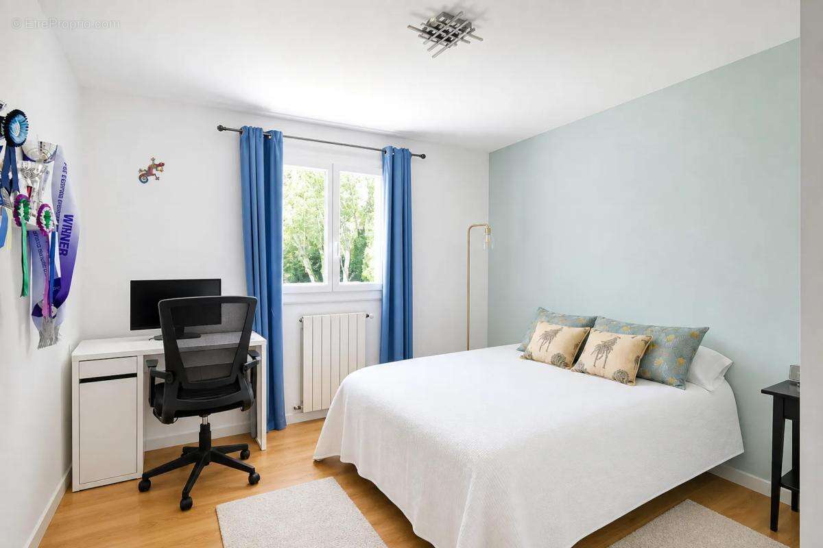 Maison de 6 pièces de 153,72 m² à Vedène - photo 11