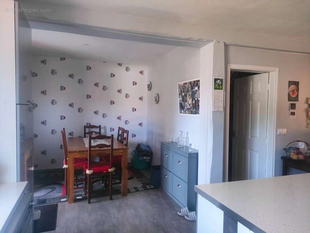 Maison à ORADOUR-SUR-VAYRES