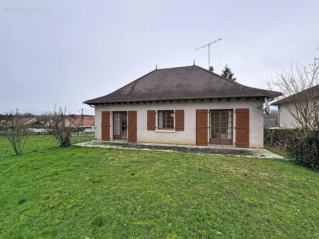 Maison à SAINT-AULAIRE