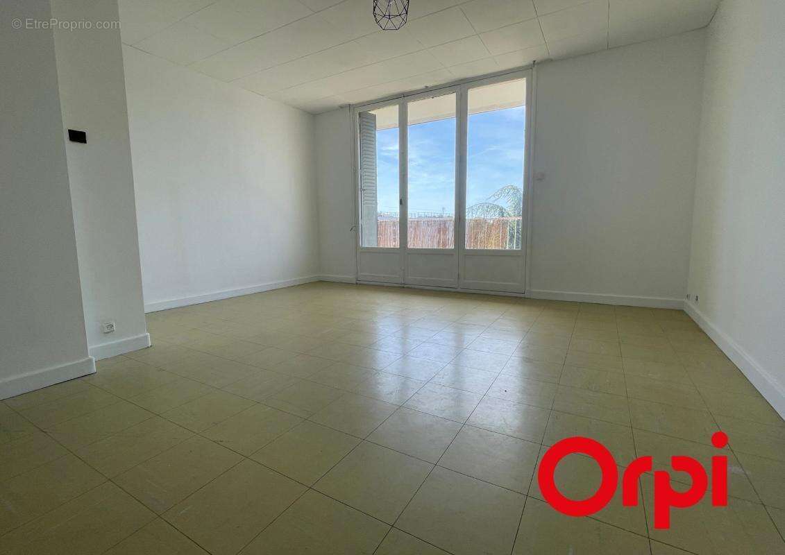 Appartement à VENISSIEUX