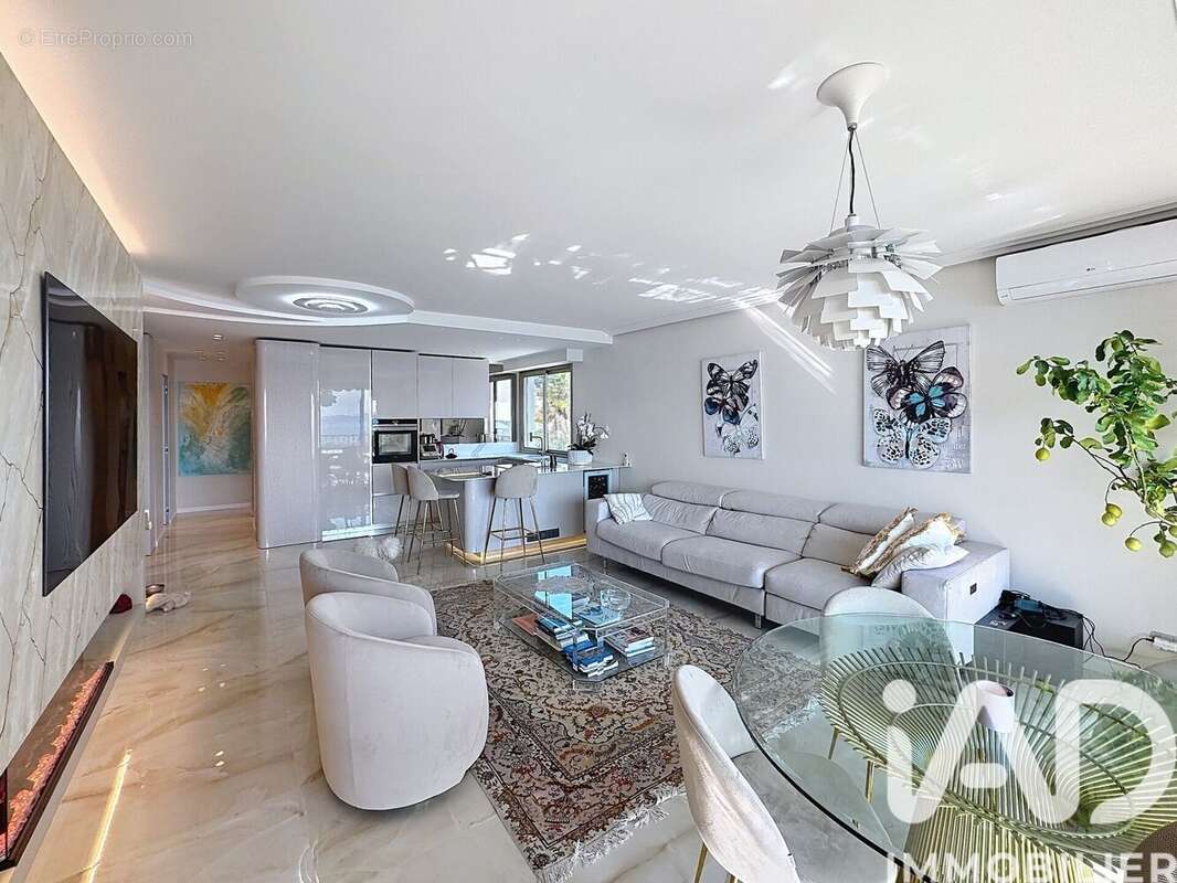 Photo 2 - Appartement à ROQUEBRUNE-CAP-MARTIN