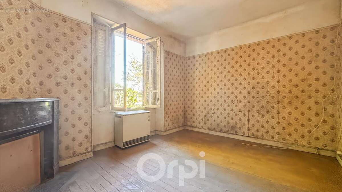 Maison à rénover  - La Jonchère St - Maurice - photo 9