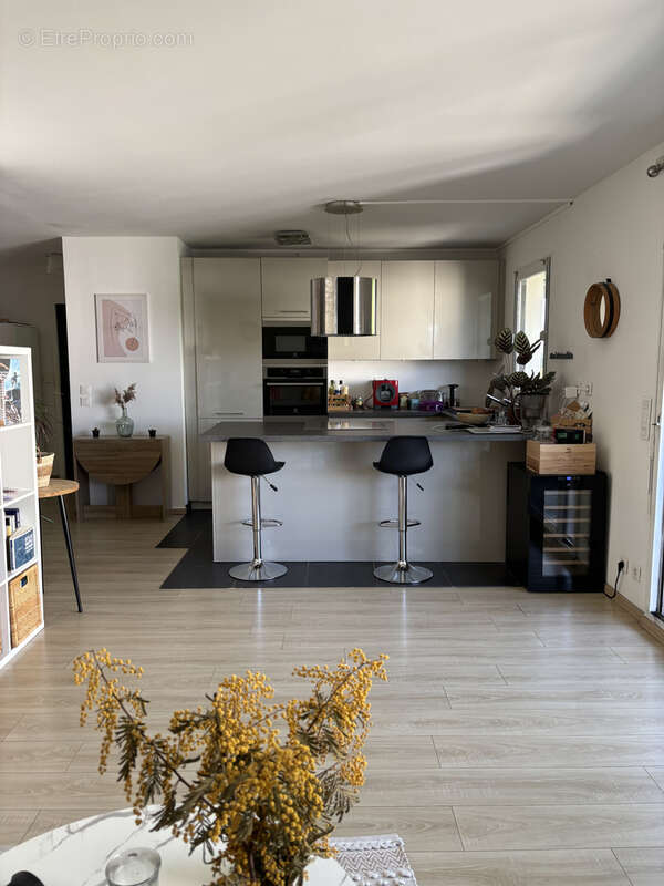 Appartement à PARIS-20E