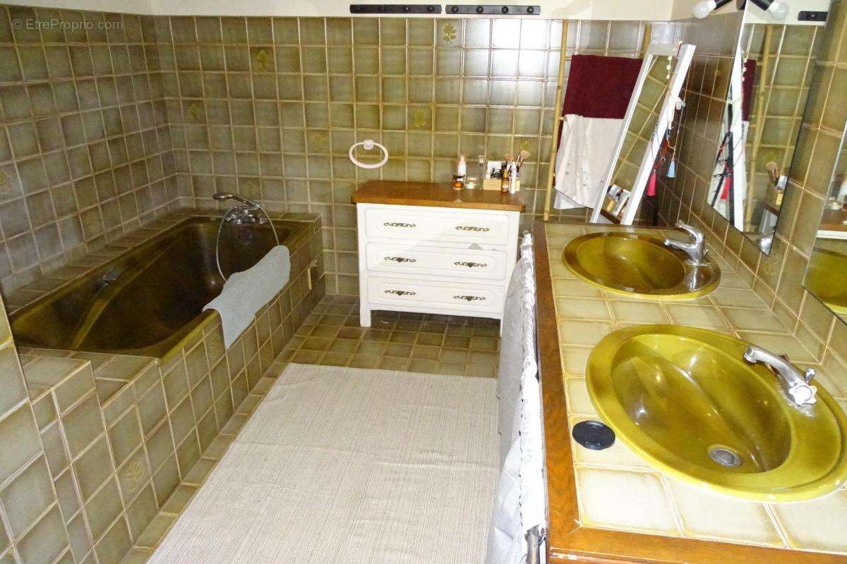 Maison à SAINT-AUBIN-D'AUBIGNE