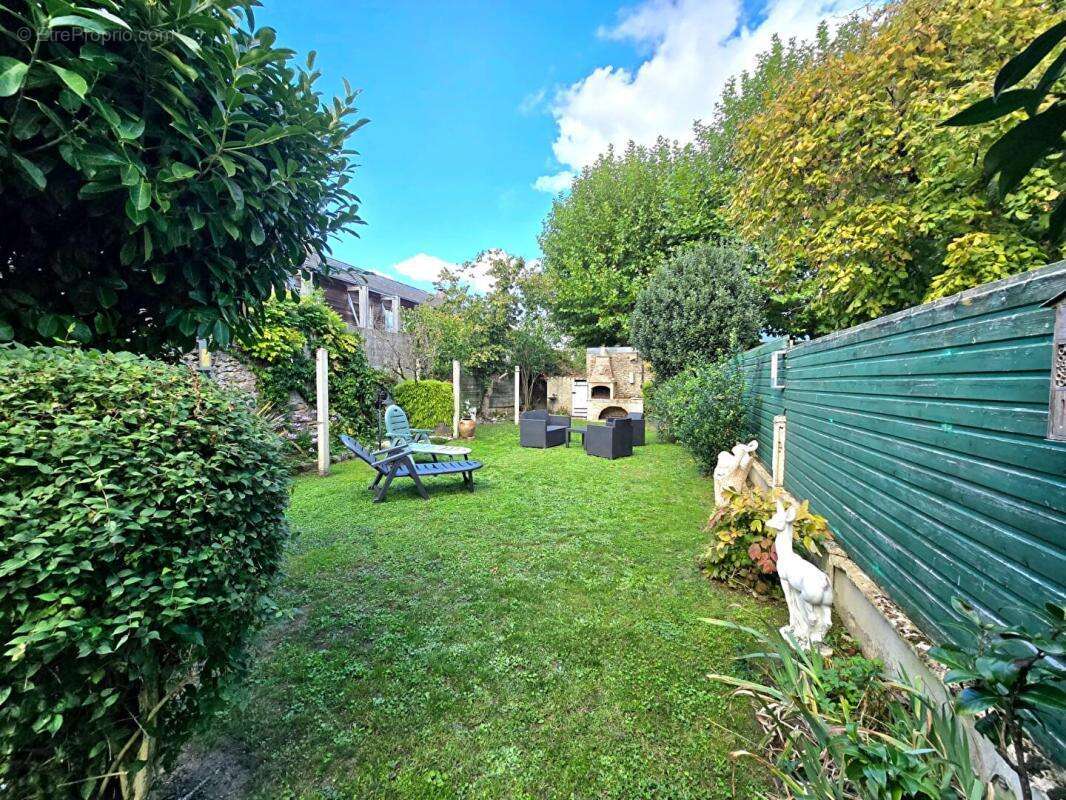 Maison à AUVERS-LE-HAMON