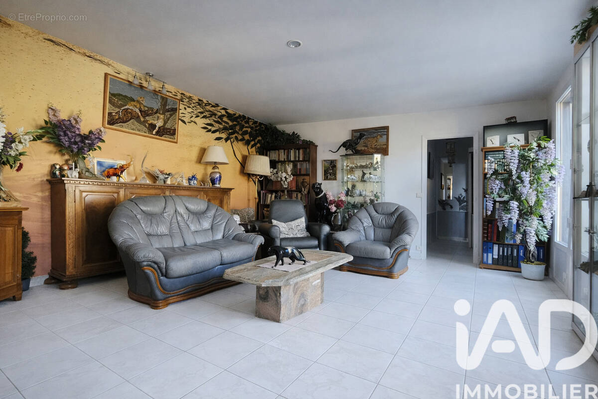 Photo 1 - Maison à CHAMPIGNY-SUR-MARNE