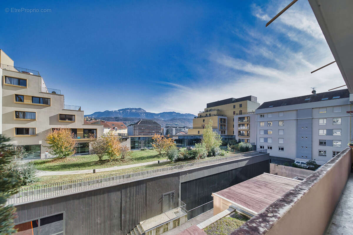 Appartement à VOIRON