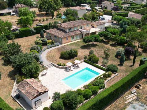 Maison à CALLIAN