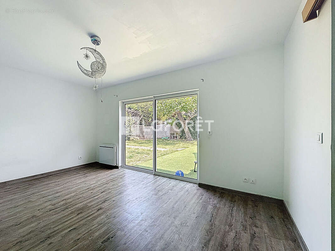 Maison à CHAMPIGNY-SUR-MARNE