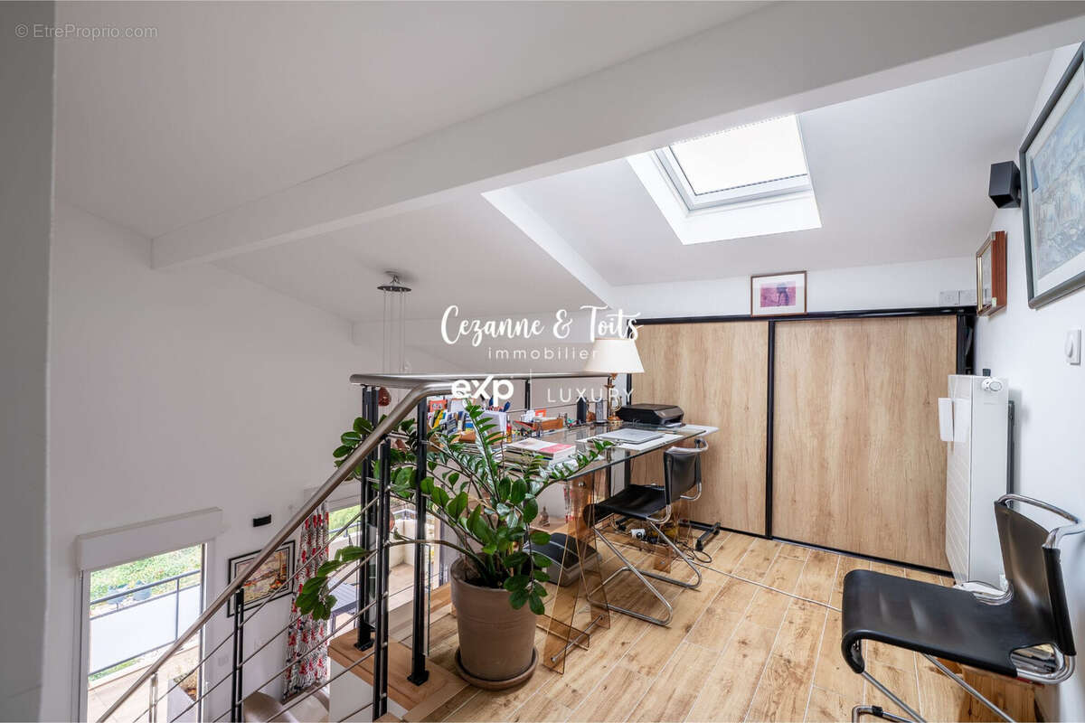 Appartement à AIX-EN-PROVENCE