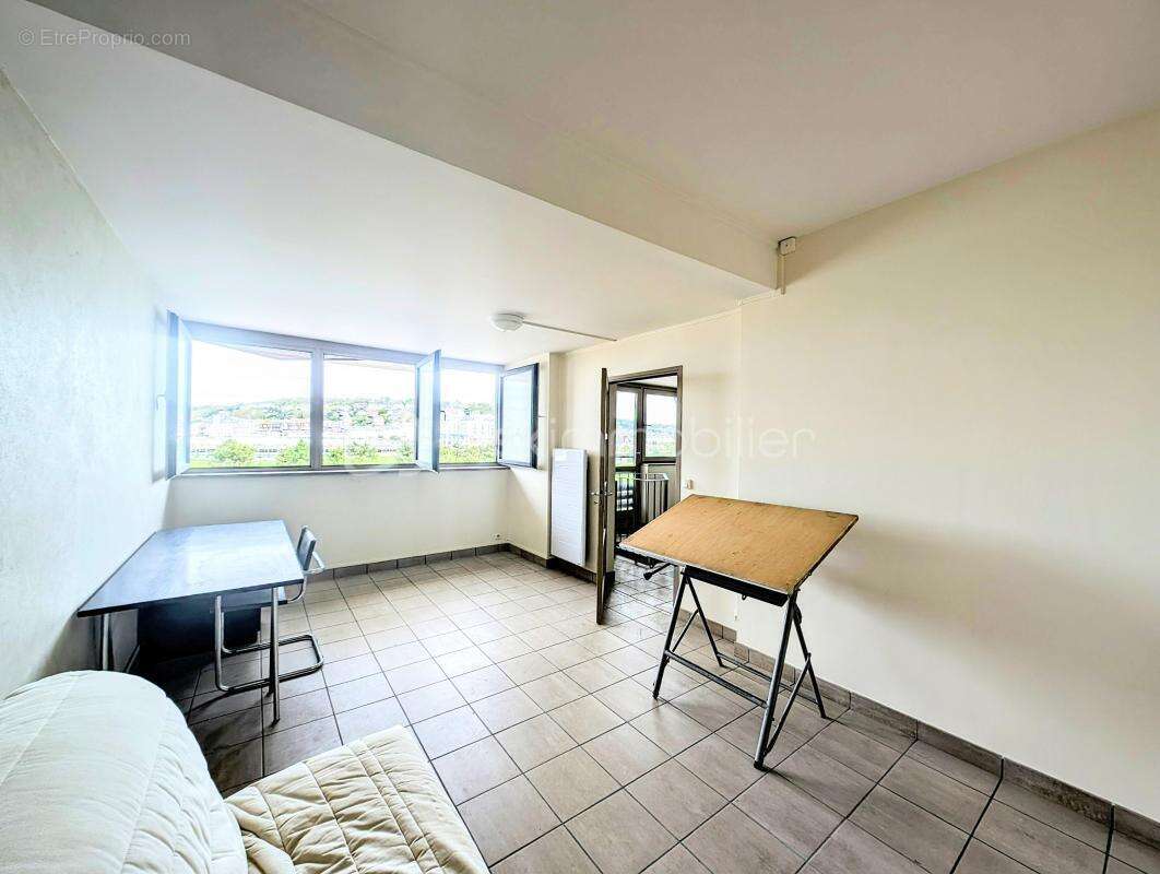 Commerce à DEAUVILLE