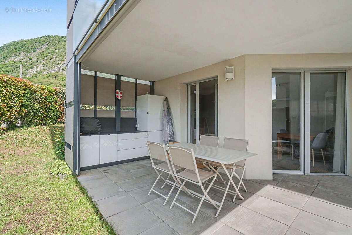 Appartement à SAINT-JEOIRE-PRIEURE