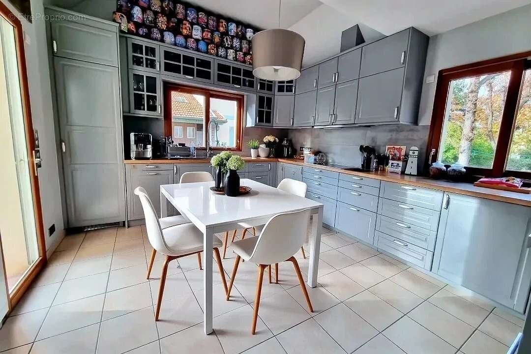 Maison à LE VESINET