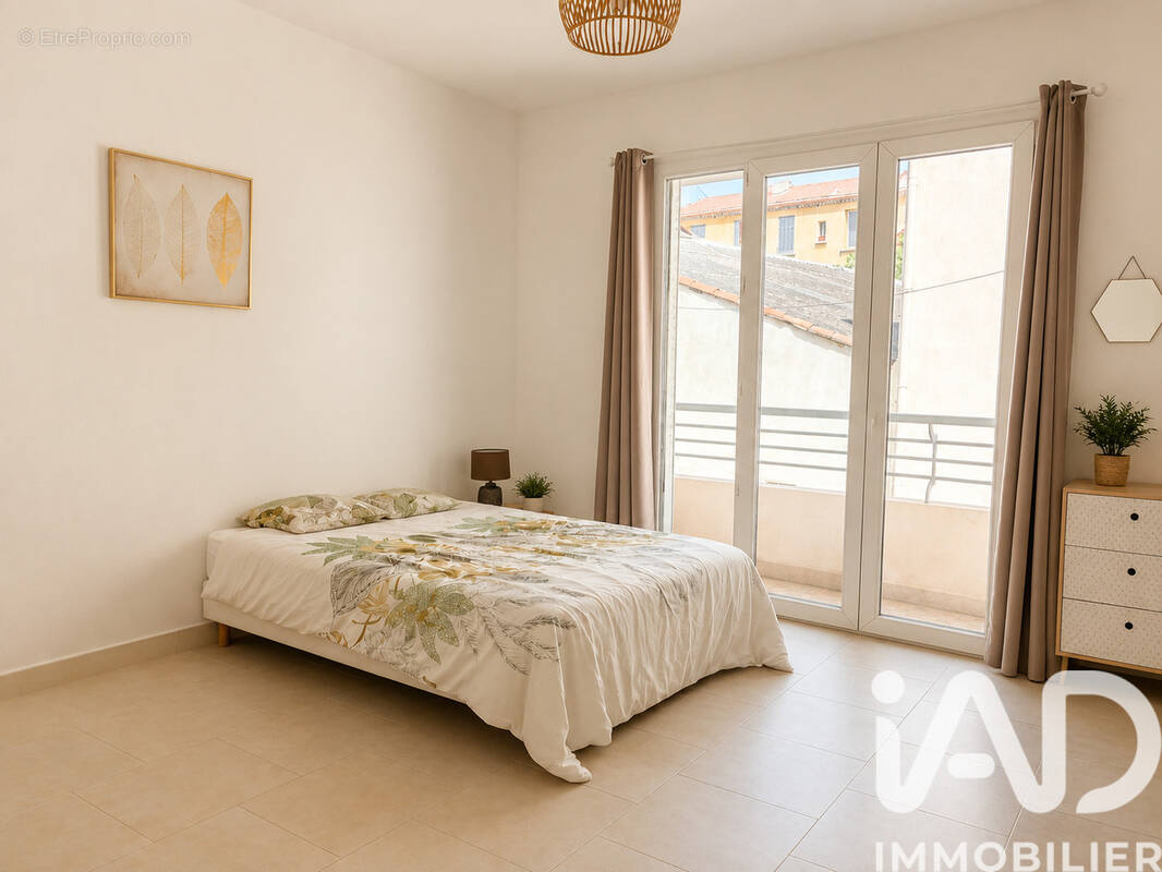 Photo 1 - Appartement à TOULON