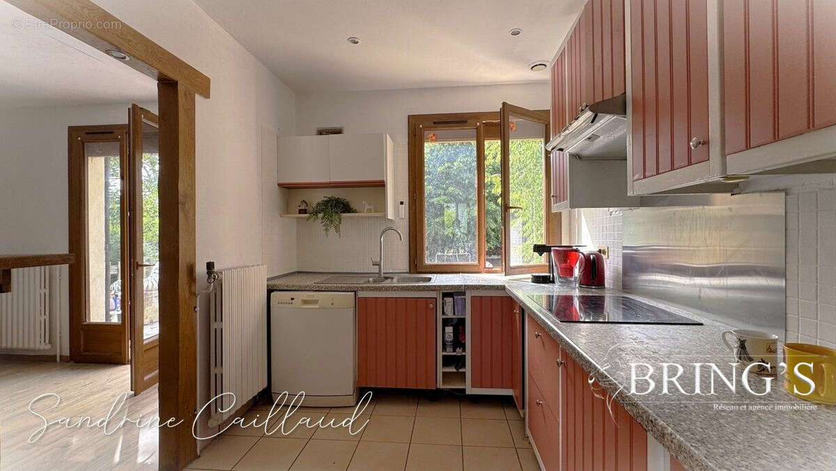 Maison 130 m² à Richebourg  - photo 8