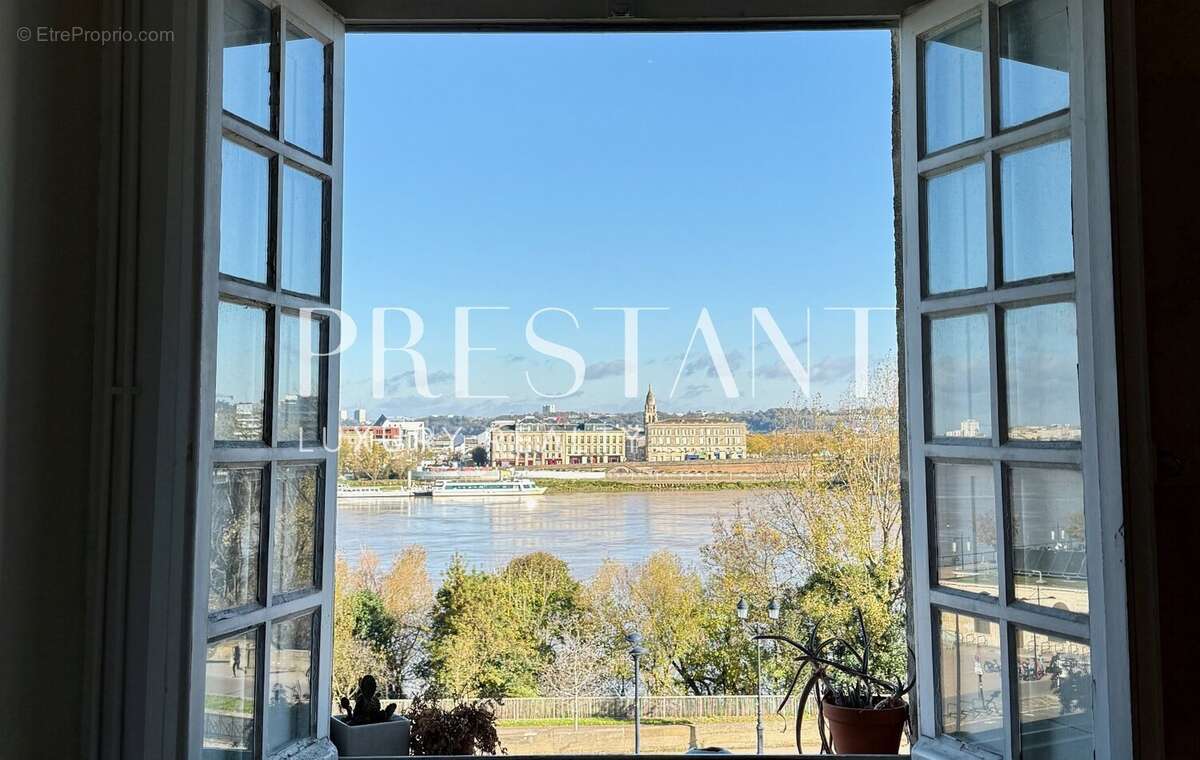 Appartement à BORDEAUX