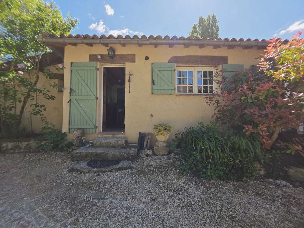Maison à LAUZUN