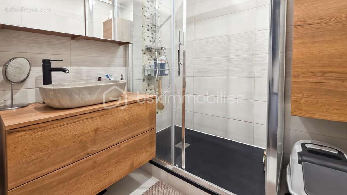 Appartement à CORBEIL-ESSONNES