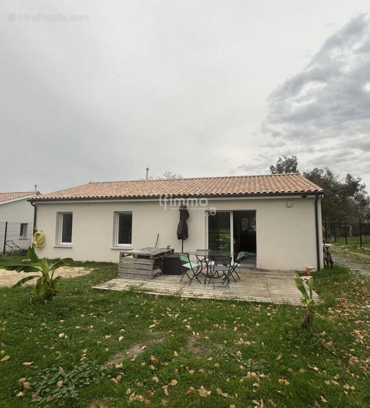 Maison à SAINT-SAVIN