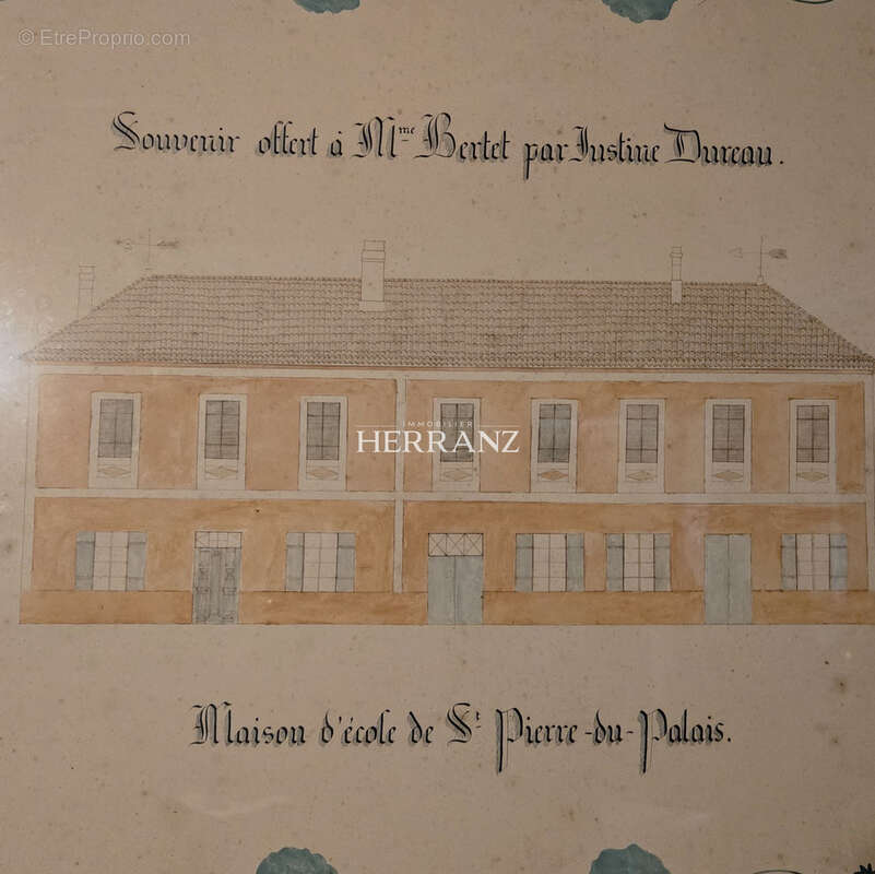 Maison à SAINT-PIERRE-DU-PALAIS