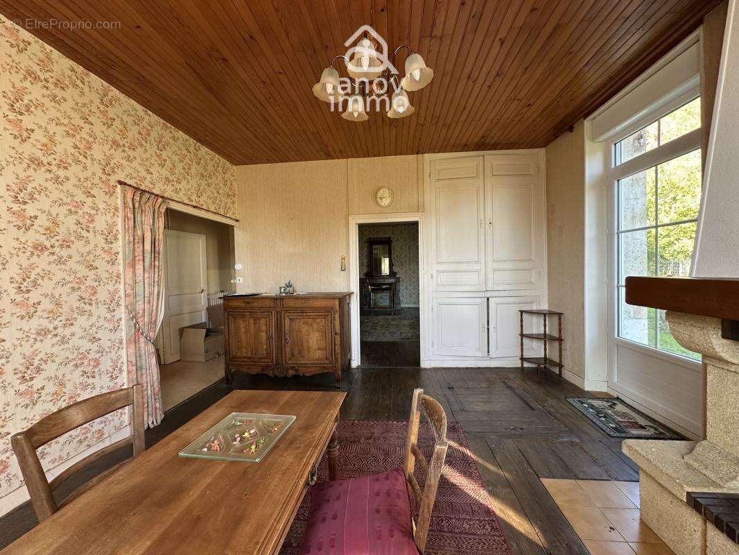 Maison 8 pièces 198 m2 MASSIGNAC - photo 4