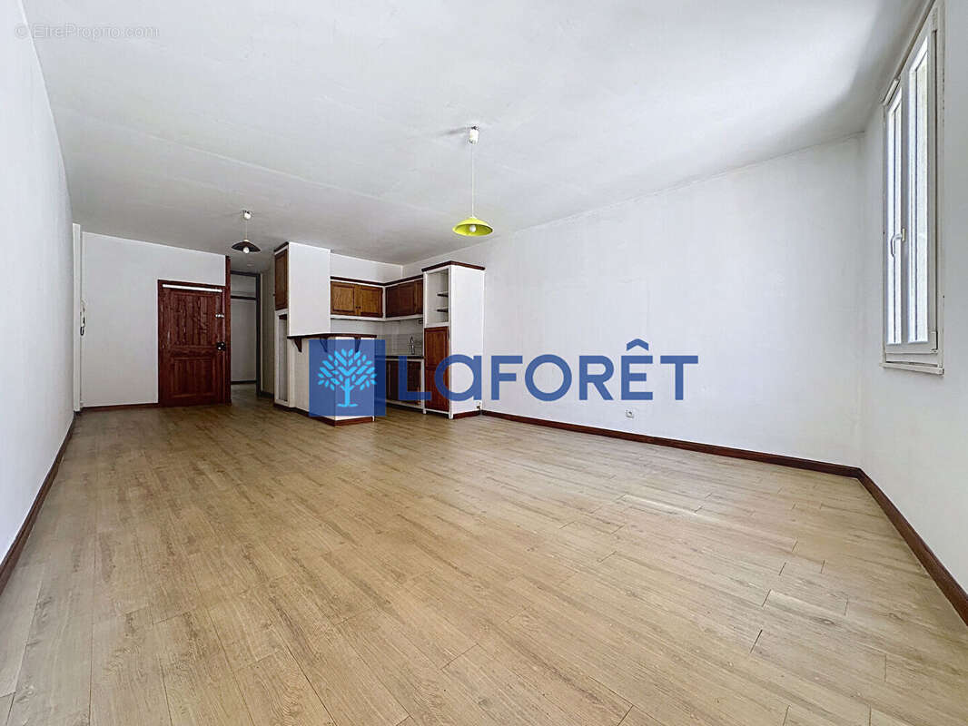 Appartement à DRAGUIGNAN