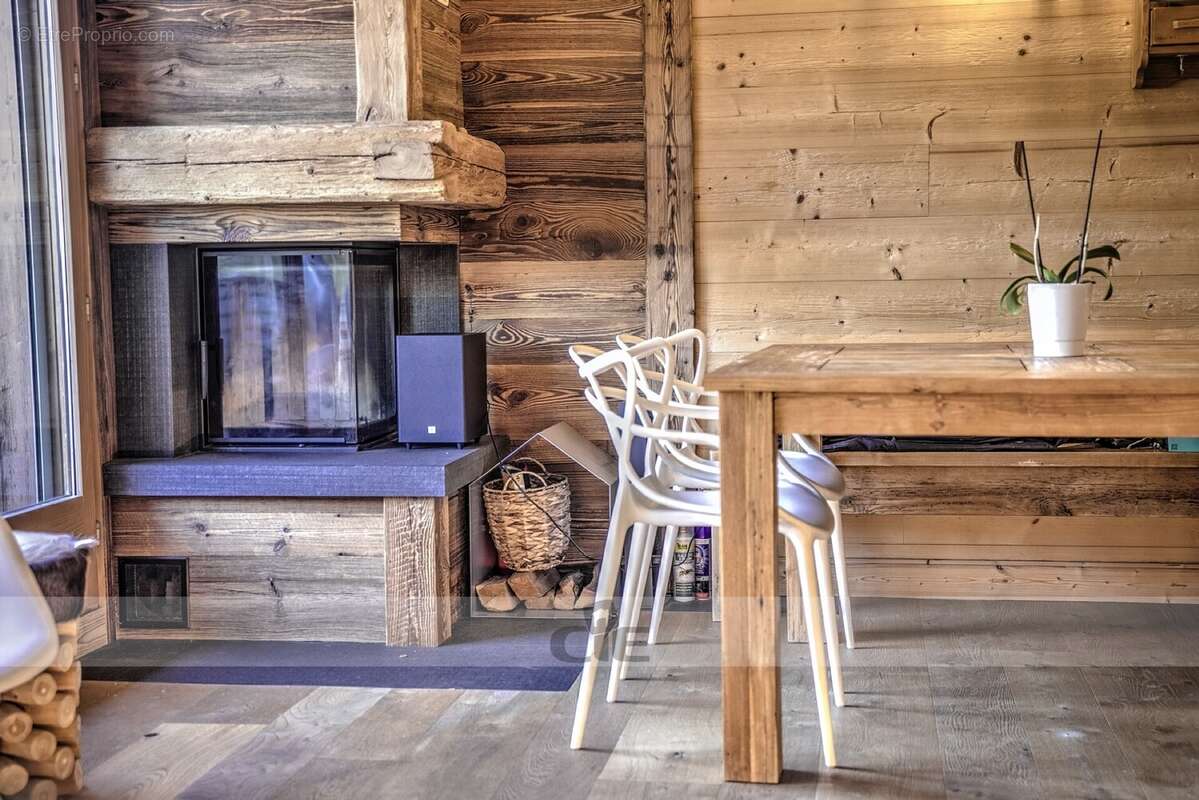 Appartement à VANZY