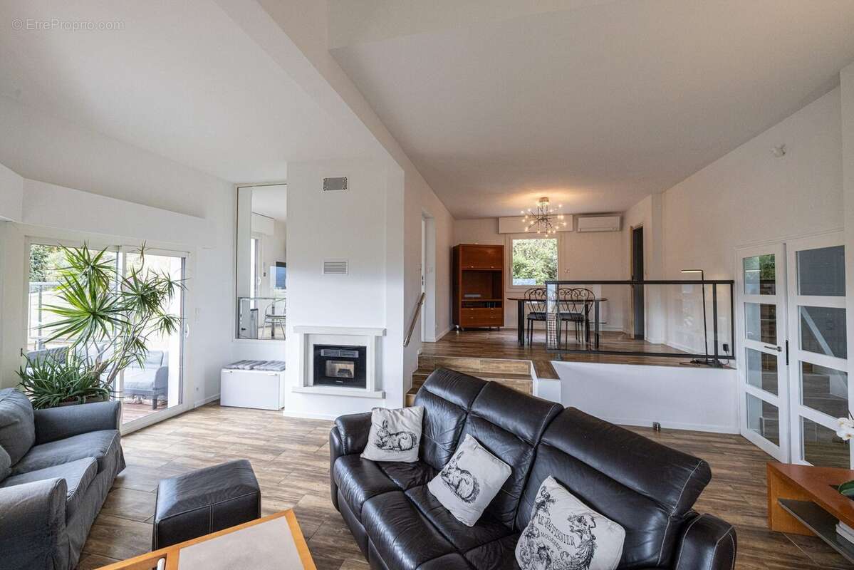 Maison à SEYSSINET-PARISET