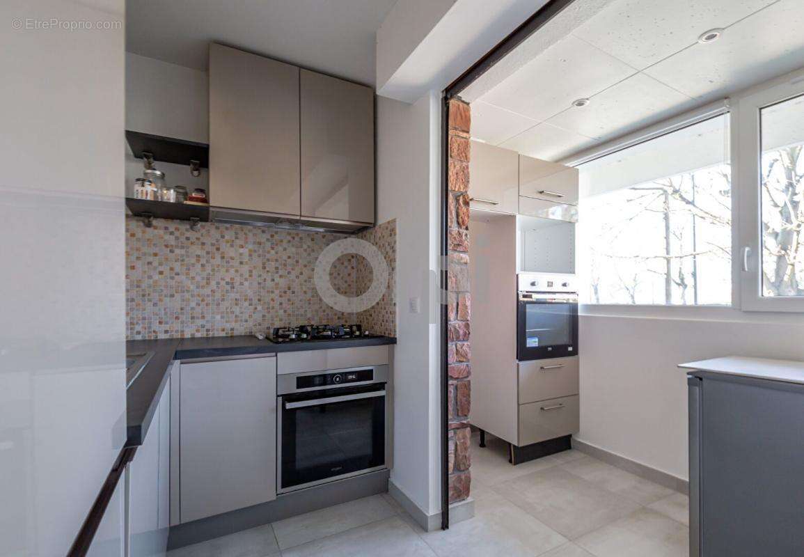 Appartement à SAINT-MAUR-DES-FOSSES