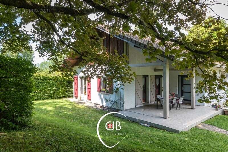 Maison aux Marches limite Myans, 4 chambres, piscine et grand terrain possible - photo 3