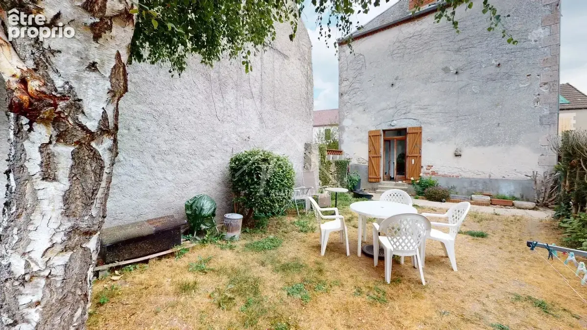 Maison rénovée, deux chambres, garage et jardin - photo 12