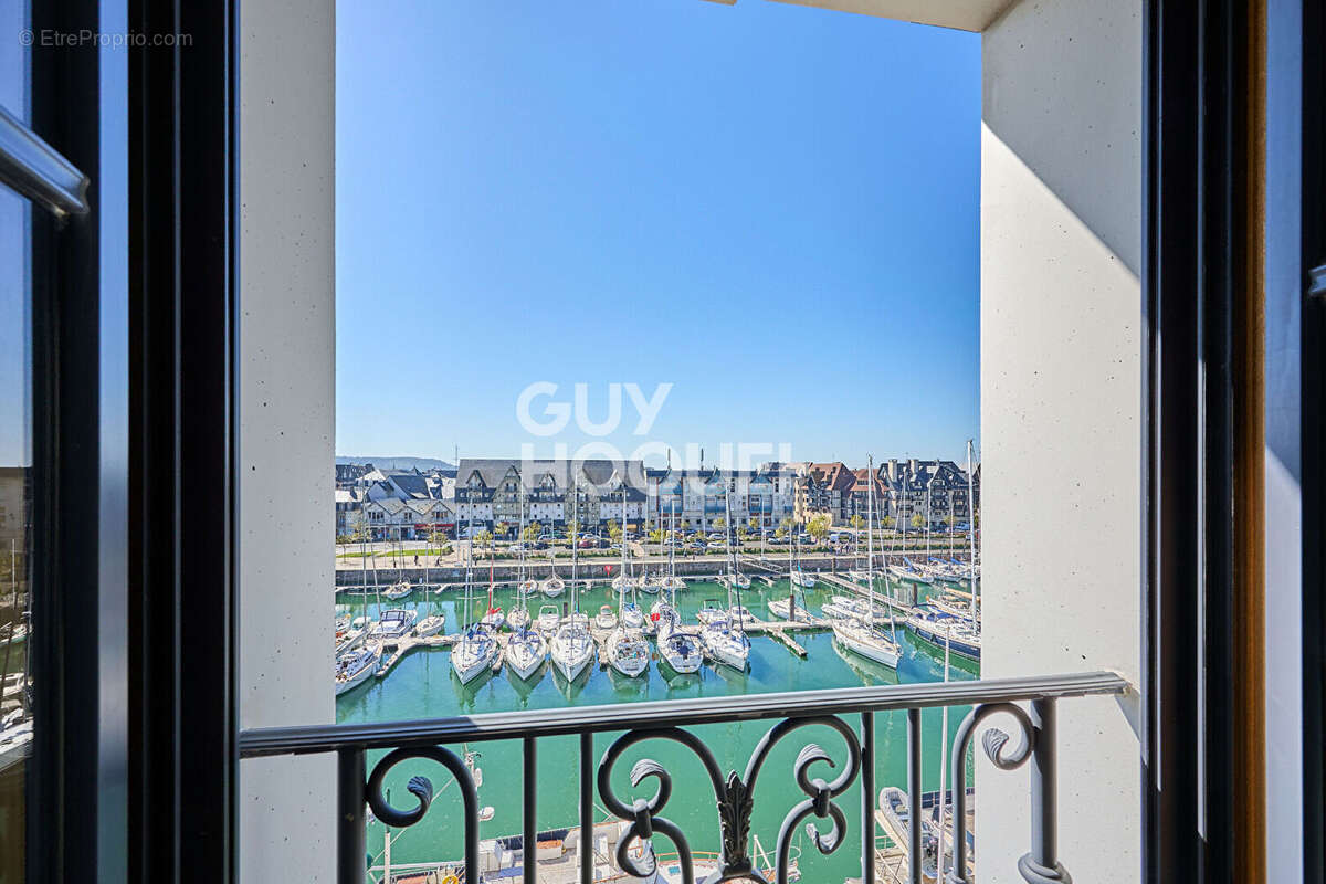 Appartement à DEAUVILLE