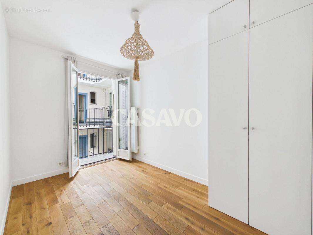 Appartement à PARIS-14E