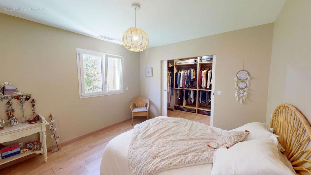 Maison à COURNONTERRAL