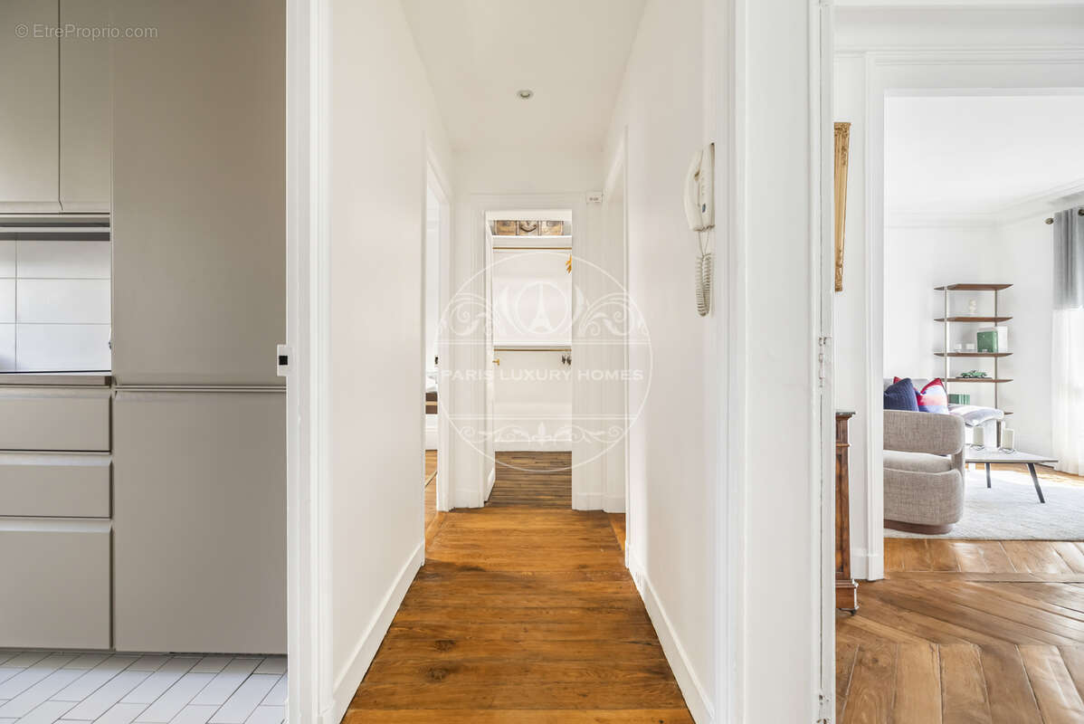 Appartement à LEVALLOIS-PERRET