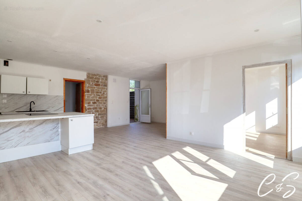 Appartement 2 pièces 59 m² · à Loctudy · 58,6 m² · 137 000 €