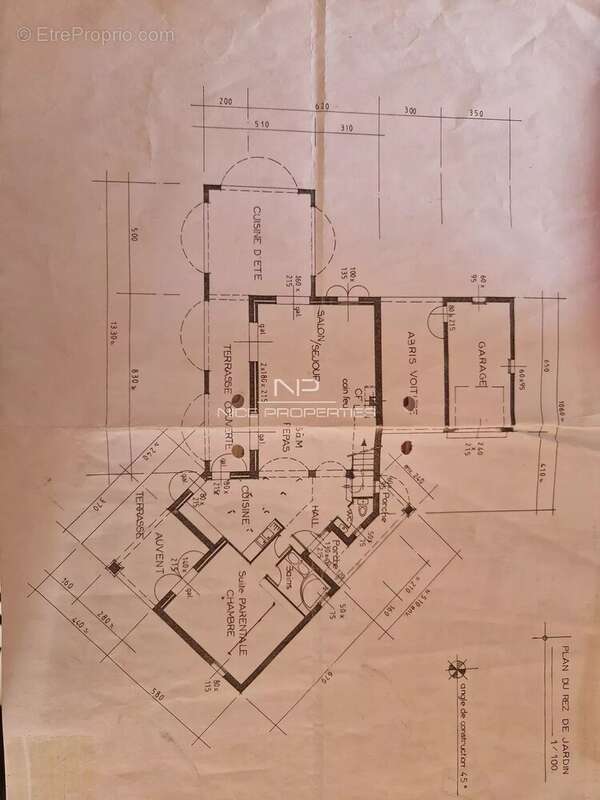 Maison à SAINT-LAURENT-DU-VAR