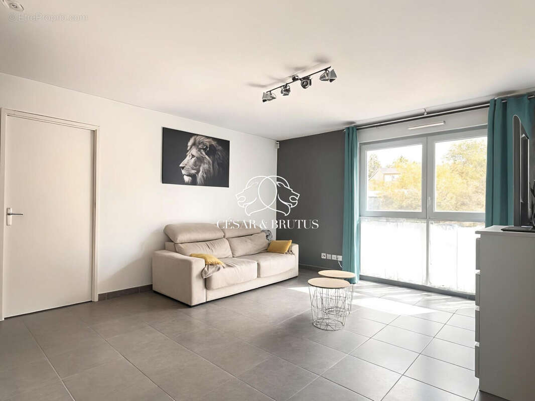 Appartement à SAINT-PRIEST