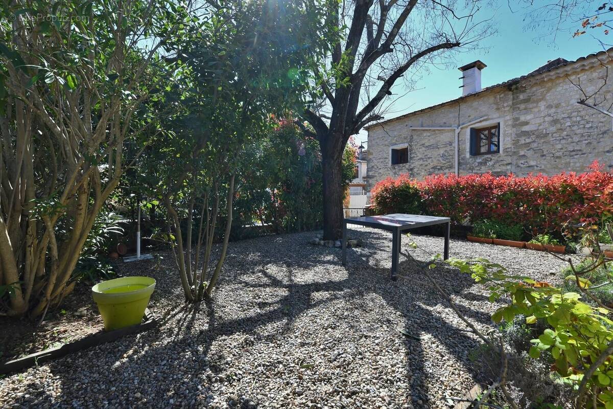 Maison à UZES